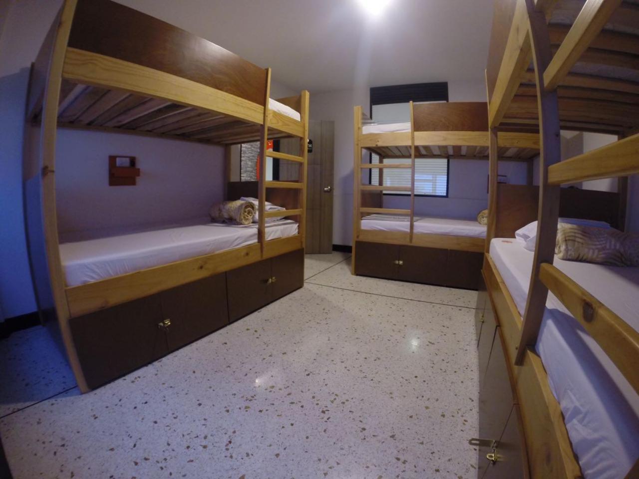 Wanderlust Hostel Армения Екстериор снимка